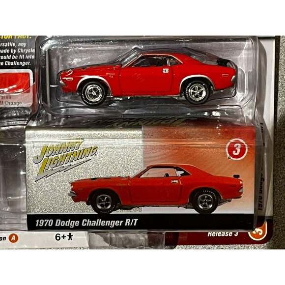 2022 JOHNNY LIGHTNING 1970 DODGE CHALLENGER STORAGE TIN Release 3/NO 3, 1:64 - Picture 5 of 11